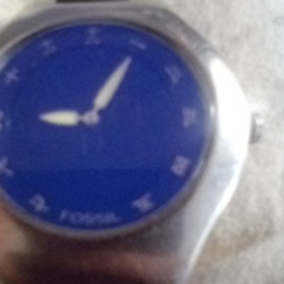 Fossil watch - Picture 1 of 3